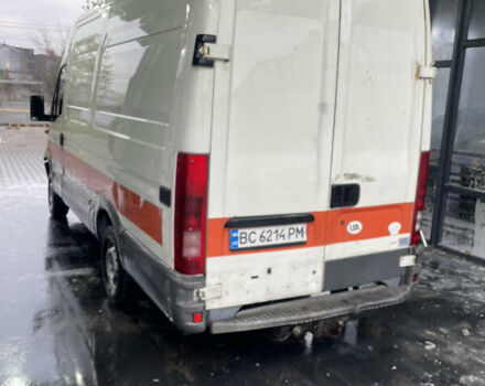 Белый Ивеко Дейли, объемом двигателя 2.8 л и пробегом 400 тыс. км за 3200 $, фото 3 на Automoto.ua