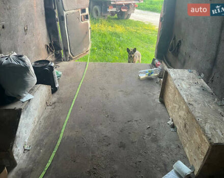 Белый Ивеко Дейли, объемом двигателя 2.8 л и пробегом 758 тыс. км за 3300 $, фото 8 на Automoto.ua