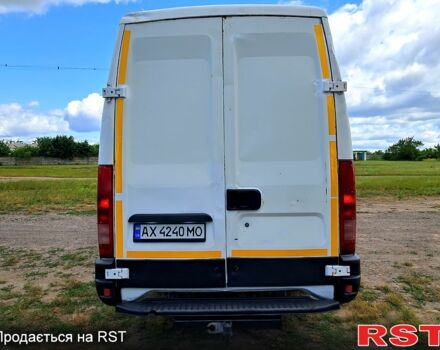 Білий Івеко Дейлі, об'ємом двигуна 2.8 л та пробігом 432 тис. км за 8000 $, фото 4 на Automoto.ua