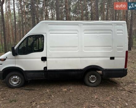 Белый Ивеко Дейли, объемом двигателя 2.8 л и пробегом 364 тыс. км за 4200 $, фото 8 на Automoto.ua