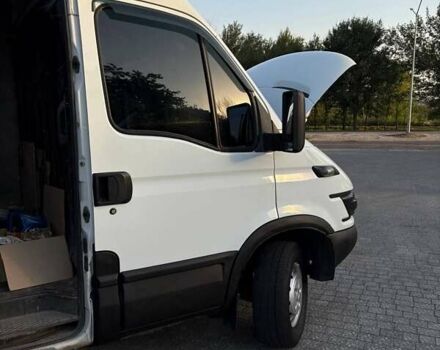 Білий Івеко Дейлі, об'ємом двигуна 2.8 л та пробігом 5 тис. км за 6500 $, фото 11 на Automoto.ua