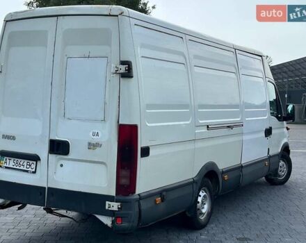 Белый Ивеко Дейли, объемом двигателя 2.3 л и пробегом 444 тыс. км за 3550 $, фото 12 на Automoto.ua