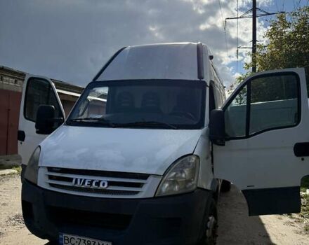 Белый Ивеко Дейли, объемом двигателя 30 л и пробегом 300 тыс. км за 7500 $, фото 14 на Automoto.ua
