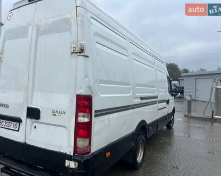 Белый Ивеко Дейли, объемом двигателя 3 л и пробегом 397 тыс. км за 12700 $, фото 5 на Automoto.ua