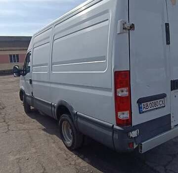 Белый Ивеко Дейли, объемом двигателя 3 л и пробегом 352 тыс. км за 9800 $, фото 2 на Automoto.ua