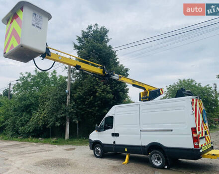 Белый Ивеко Дейли, объемом двигателя 0 л и пробегом 280 тыс. км за 23800 $, фото 15 на Automoto.ua
