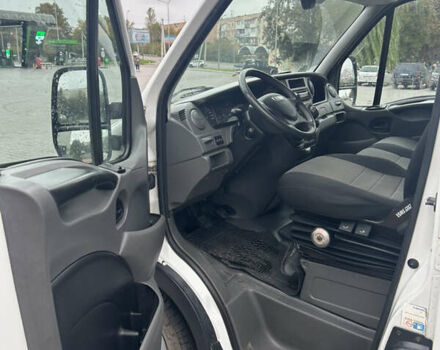 Івеко Дейлі 2014 у Луцьку на Automoto.ua Білий Івеко Дейлі, об'ємом двигуна 3 л та пробігом 367 тис. км за 18000 $, фото 6 на Automoto.ua