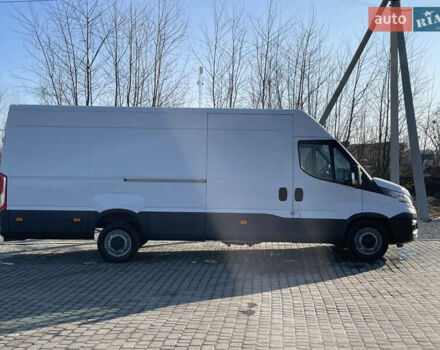 Белый Ивеко Дейли, объемом двигателя 3 л и пробегом 303 тыс. км за 17700 $, фото 3 на Automoto.ua