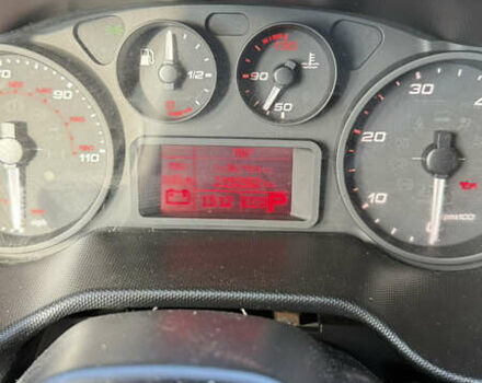 Белый Ивеко Дейли, объемом двигателя 3 л и пробегом 214 тыс. км за 30000 $, фото 15 на Automoto.ua