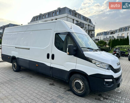 Белый Ивеко Дейли, объемом двигателя 3 л и пробегом 241 тыс. км за 22500 $, фото 2 на Automoto.ua