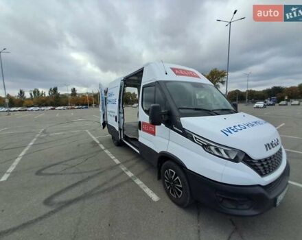 Білий Івеко Дейлі, об'ємом двигуна 3 л та пробігом 24 тис. км за 26531 $, фото 5 на Automoto.ua