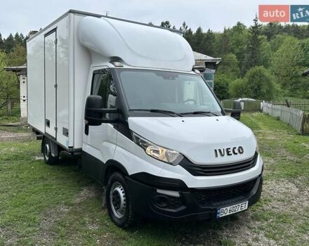 Белый Ивеко Дейли, объемом двигателя 3 л и пробегом 268 тыс. км за 24800 $, фото 3 на Automoto.ua
