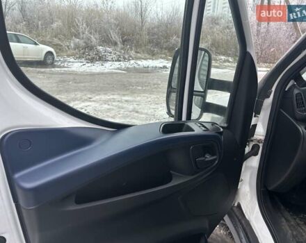 Белый Ивеко Дейли, объемом двигателя 3 л и пробегом 224 тыс. км за 28000 $, фото 7 на Automoto.ua