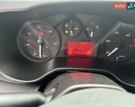 Белый Ивеко Дейли, объемом двигателя 3 л и пробегом 224 тыс. км за 28000 $, фото 9 на Automoto.ua