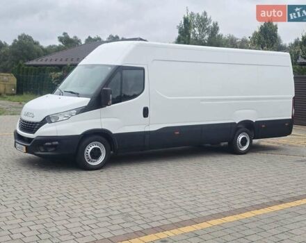 Белый Ивеко Дейли, объемом двигателя 2.3 л и пробегом 220 тыс. км за 23999 $, фото 1 на Automoto.ua