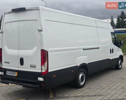 Белый Ивеко Дейли, объемом двигателя 2.3 л и пробегом 220 тыс. км за 24999 $, фото 17 на Automoto.ua