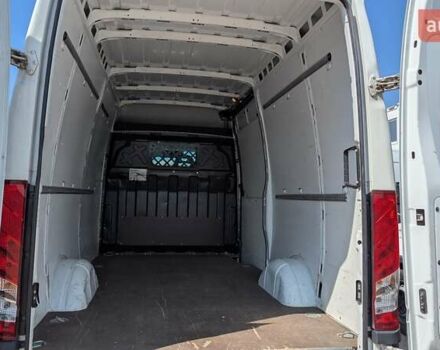 Белый Ивеко Дейли, объемом двигателя 2.3 л и пробегом 85 тыс. км за 29719 $, фото 5 на Automoto.ua