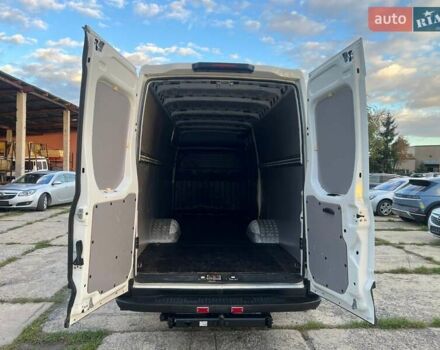 Белый Ивеко Дейли, объемом двигателя 3 л и пробегом 301 тыс. км за 27500 $, фото 35 на Automoto.ua