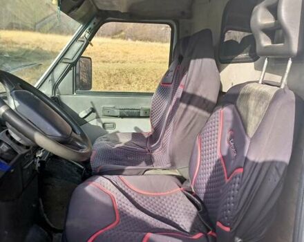 Белый Ивеко Дейли, объемом двигателя 2.8 л и пробегом 100 тыс. км за 2300 $, фото 3 на Automoto.ua