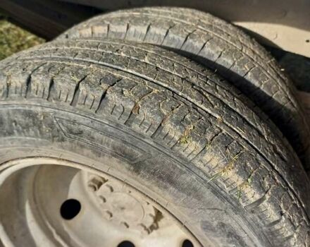 Белый Ивеко Дейли, объемом двигателя 2.8 л и пробегом 100 тыс. км за 2300 $, фото 5 на Automoto.ua