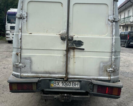Белый Ивеко Дейли, объемом двигателя 2.8 л и пробегом 600 тыс. км за 2500 $, фото 2 на Automoto.ua
