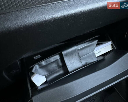 Белый Ивеко Дейли, объемом двигателя 2.3 л и пробегом 271 тыс. км за 18500 $, фото 34 на Automoto.ua