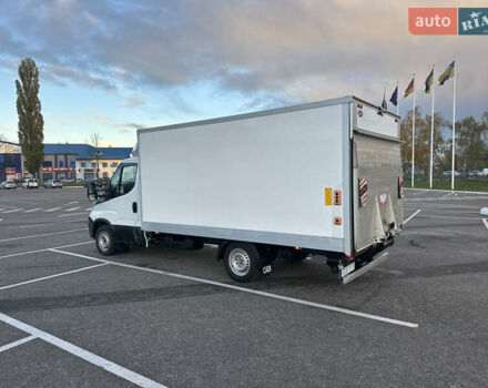 Белый Ивеко Дейли, объемом двигателя 2.3 л и пробегом 271 тыс. км за 18500 $, фото 9 на Automoto.ua