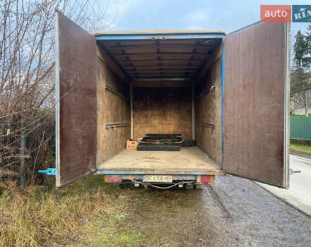 Белый Ивеко Дейли, объемом двигателя 2.8 л и пробегом 380 тыс. км за 2600 $, фото 9 на Automoto.ua