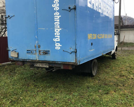 Белый Ивеко Дейли, объемом двигателя 2.8 л и пробегом 380 тыс. км за 2600 $, фото 4 на Automoto.ua