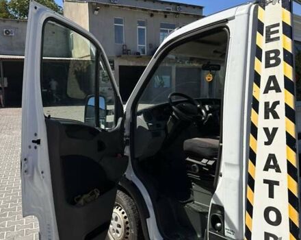 Белый Ивеко Дейли, объемом двигателя 2.3 л и пробегом 220 тыс. км за 15212 $, фото 11 на Automoto.ua