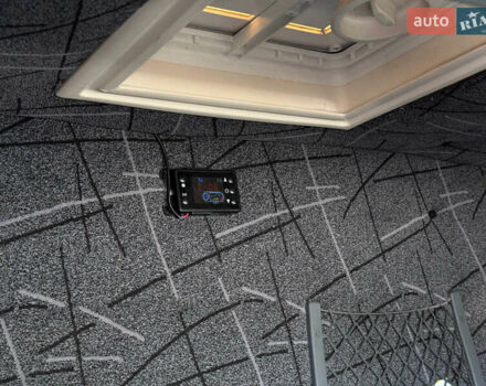 Білий Івеко Дейлі, об'ємом двигуна 3 л та пробігом 329 тис. км за 19000 $, фото 4 на Automoto.ua