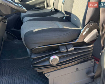 Білий Івеко Дейлі, об'ємом двигуна 3 л та пробігом 329 тис. км за 19000 $, фото 6 на Automoto.ua