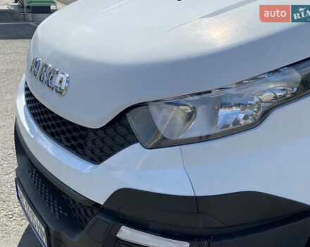 Белый Ивеко Дейли, объемом двигателя 3 л и пробегом 410 тыс. км за 24000 $, фото 24 на Automoto.ua