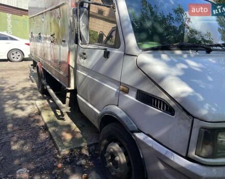 Білий Івеко Дейлі, об'ємом двигуна 2.5 л та пробігом 500 тис. км за 2300 $, фото 4 на Automoto.ua