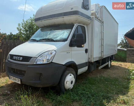 Белый Ивеко Дейли, объемом двигателя 3 л и пробегом 615 тыс. км за 22000 $, фото 2 на Automoto.ua