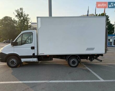 Белый Ивеко Дейли, объемом двигателя 2.29 л и пробегом 140 тыс. км за 19000 $, фото 9 на Automoto.ua