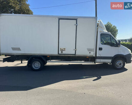 Белый Ивеко Дейли, объемом двигателя 0 л и пробегом 350 тыс. км за 19500 $, фото 7 на Automoto.ua