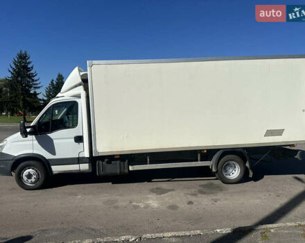 Белый Ивеко Дейли, объемом двигателя 0 л и пробегом 350 тыс. км за 19500 $, фото 3 на Automoto.ua