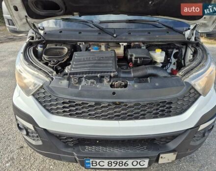 Білий Івеко Дейлі, об'ємом двигуна 3 л та пробігом 386 тис. км за 28200 $, фото 31 на Automoto.ua