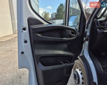 Білий Івеко Дейлі, об'ємом двигуна 3 л та пробігом 386 тис. км за 28200 $, фото 15 на Automoto.ua