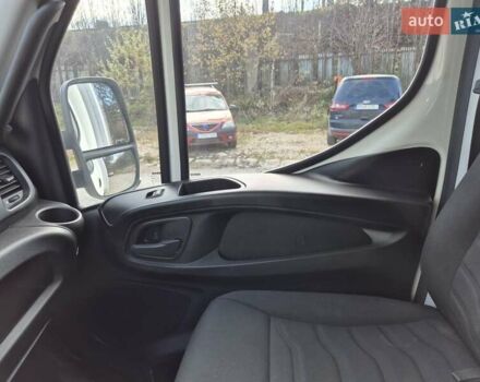 Білий Івеко Дейлі, об'ємом двигуна 3 л та пробігом 386 тис. км за 28200 $, фото 25 на Automoto.ua