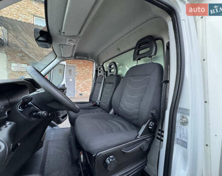 Білий Івеко Дейлі, об'ємом двигуна 3 л та пробігом 311 тис. км за 23800 $, фото 41 на Automoto.ua