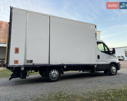 Білий Івеко Дейлі, об'ємом двигуна 3 л та пробігом 311 тис. км за 23800 $, фото 11 на Automoto.ua