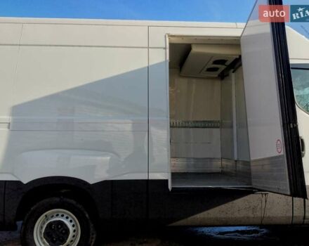 Белый Ивеко Дейли, объемом двигателя 2.3 л и пробегом 306 тыс. км за 18100 $, фото 7 на Automoto.ua