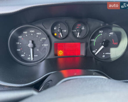 Білий Івеко Дейлі, об'ємом двигуна 3 л та пробігом 311 тис. км за 23800 $, фото 46 на Automoto.ua