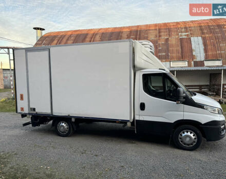Білий Івеко Дейлі, об'ємом двигуна 3 л та пробігом 311 тис. км за 23800 $, фото 7 на Automoto.ua
