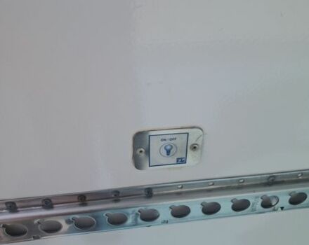 Белый Ивеко Дейли, объемом двигателя 3 л и пробегом 333 тыс. км за 31800 $, фото 26 на Automoto.ua