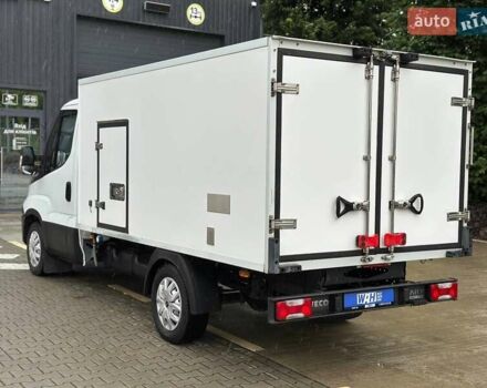 Белый Ивеко Дейли, объемом двигателя 2.3 л и пробегом 408 тыс. км за 21500 $, фото 5 на Automoto.ua