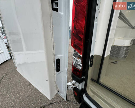 Белый Ивеко Дейли, объемом двигателя 3 л и пробегом 240 тыс. км за 22000 $, фото 90 на Automoto.ua