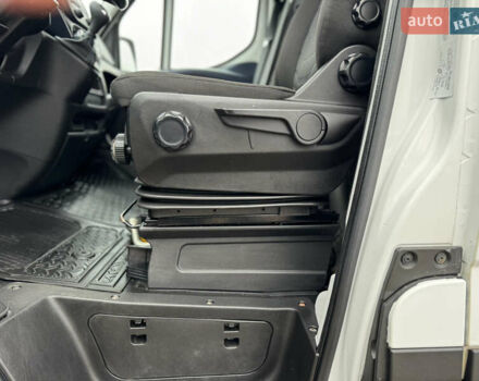 Белый Ивеко Дейли, объемом двигателя 3 л и пробегом 240 тыс. км за 22000 $, фото 37 на Automoto.ua